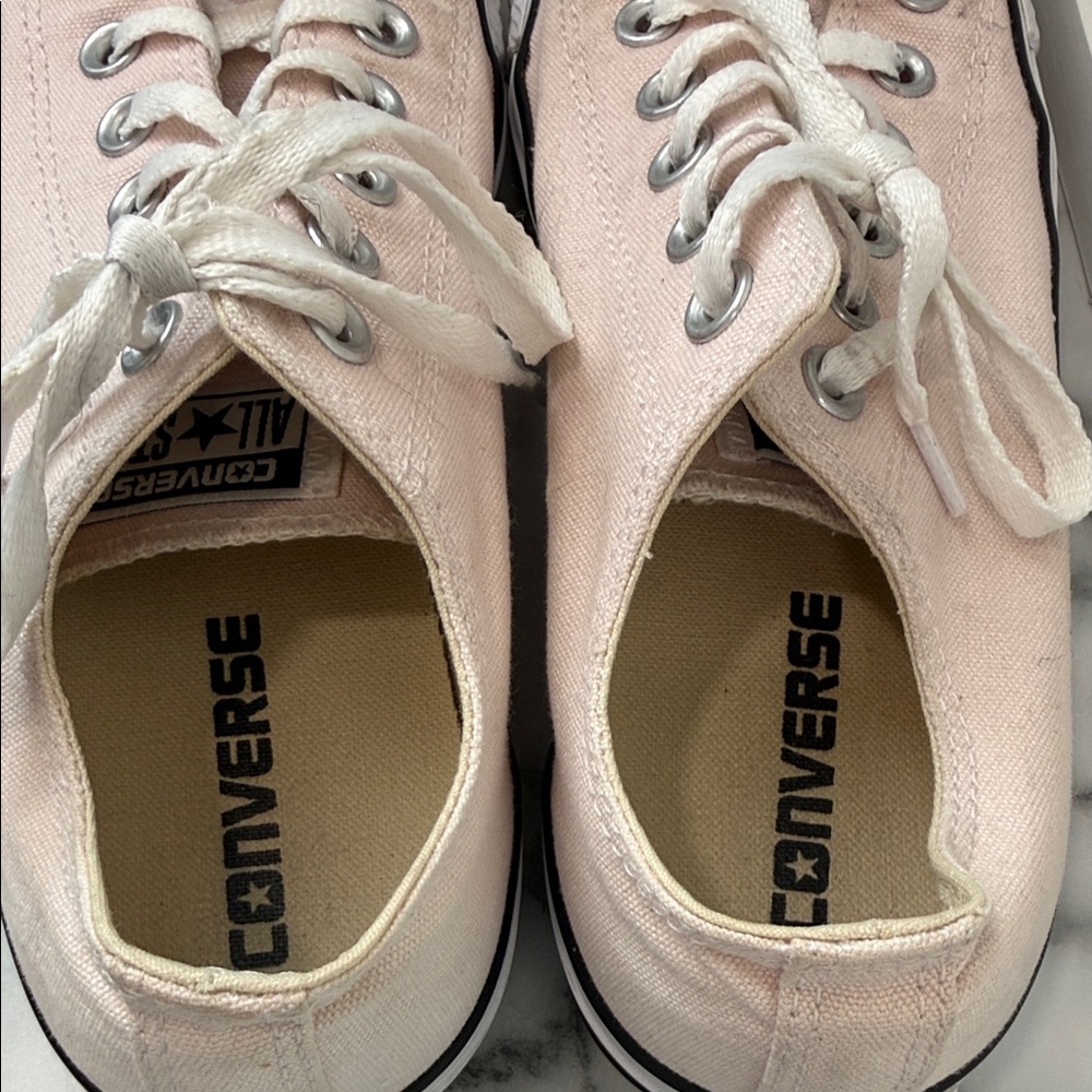 Converse Low Top Sneakers in Pale Pink and White women’s 8 - Picture 6 of 11